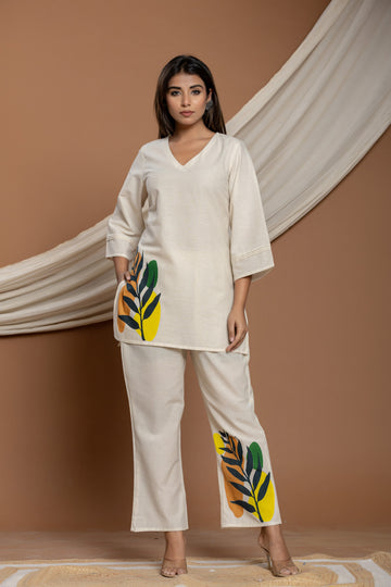 White Cotton Co-ord Set with Floral Print – Straight Kurta & Wide-Leg Pants