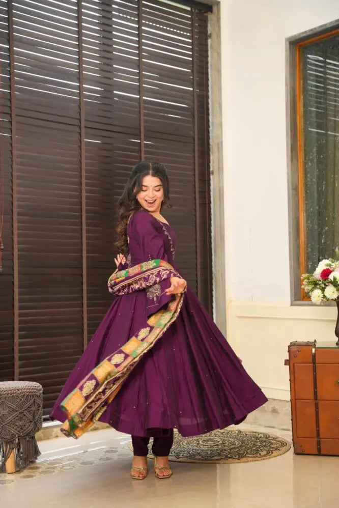 Nandhika purple suit set