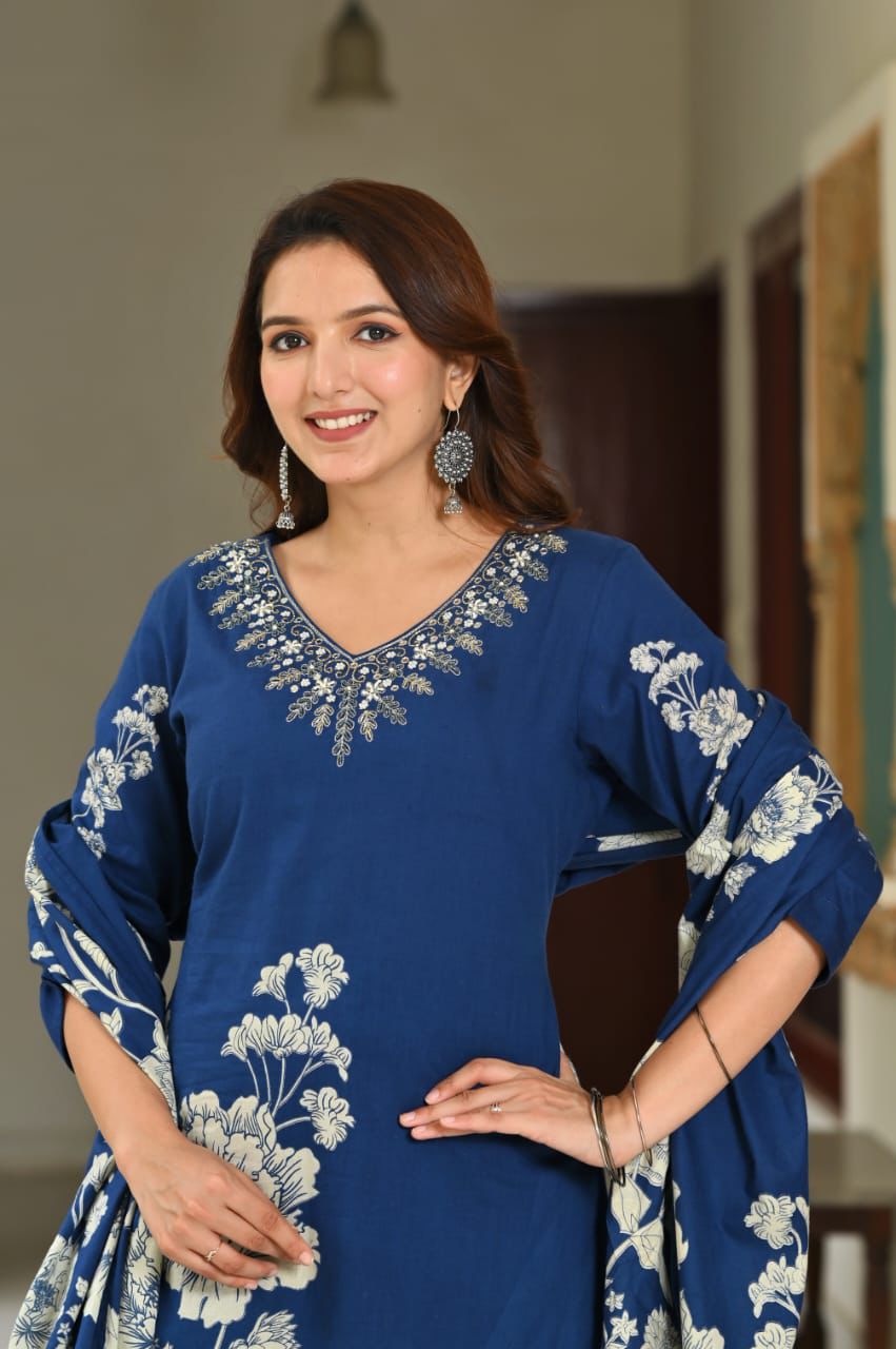 Blue Abstract Summer Cotton Kurta Set with Floral Print & Handwork on Neck